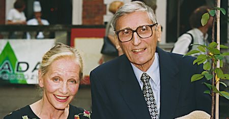 Anna Milewska skończyła 90 lat. Nie wstydzi się mówić o zdradach męża