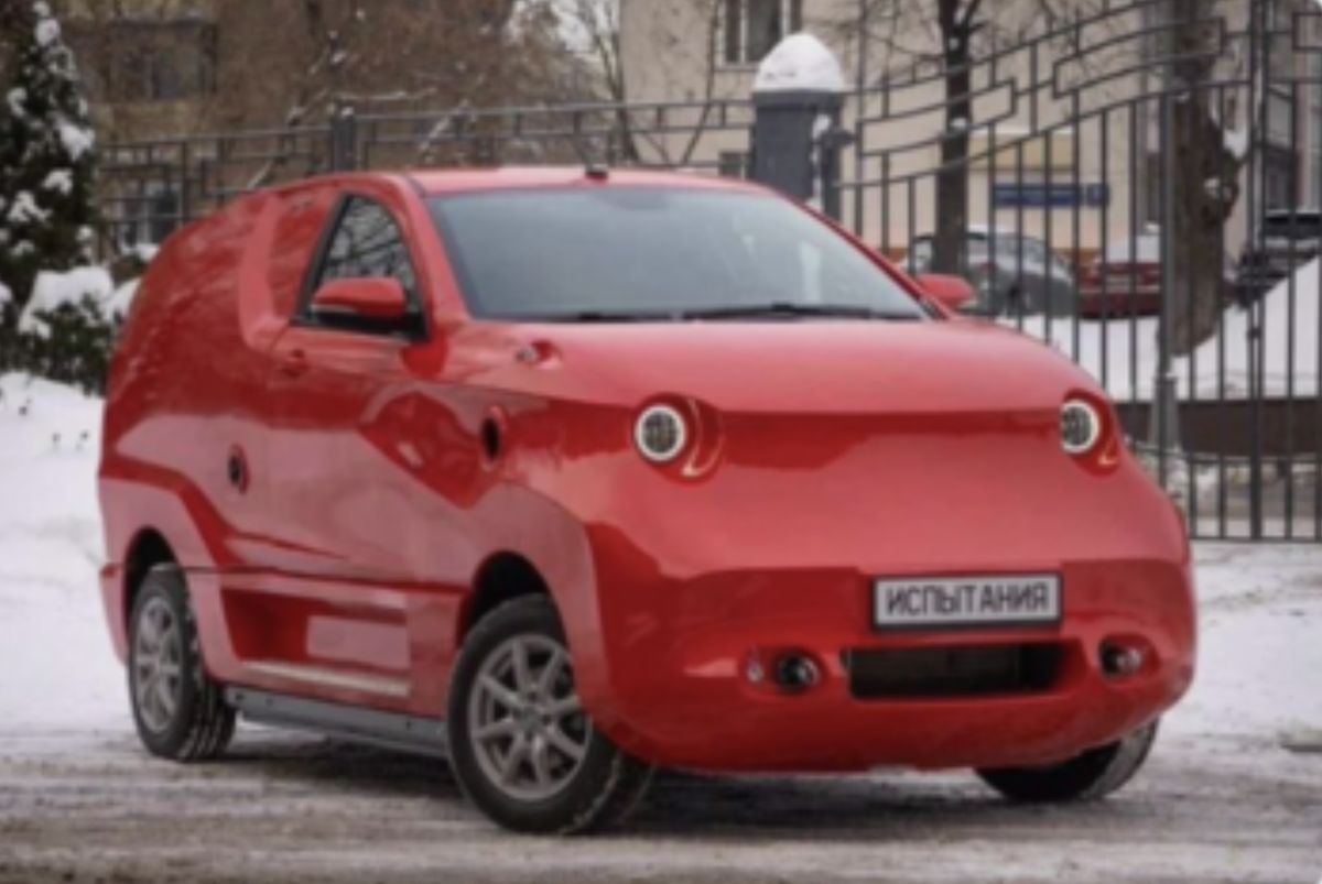 Model nowego elektrycznego samochodu z Rosji, Amber Avtotor