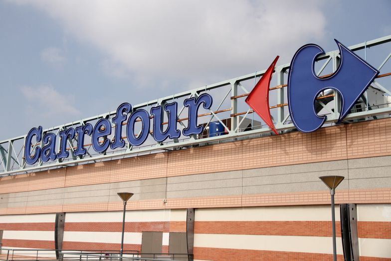 Carrefour oferuje 2,5 mln zł za Krakowski Kredens