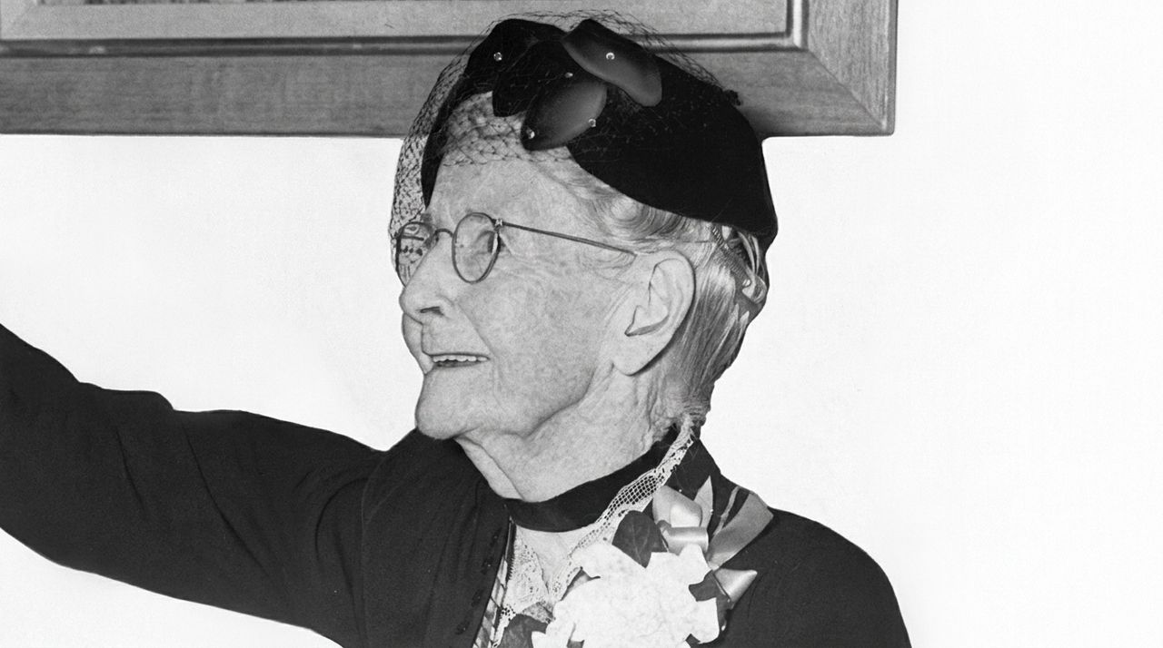 Zaczęła malować w wieku 78 lat. Została legendą