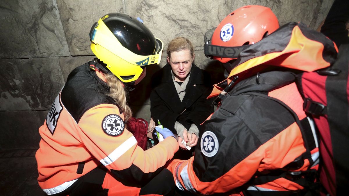 Barbara Nowacka po spryskaniu gazem przez policjanta