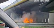 Warszawa: Pożar samochodu osobowego na Wale Miedzeszyńskim. Duże utrudnienia w ruchu