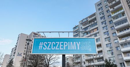 Szczepionka na COVID. Rządowi zależy na szczepieniach. Specjalne billboardy we Wrocławiu