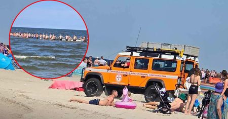 Poruszenie na plaży w Łebie. Tylko spójrz, co zrobili turyści