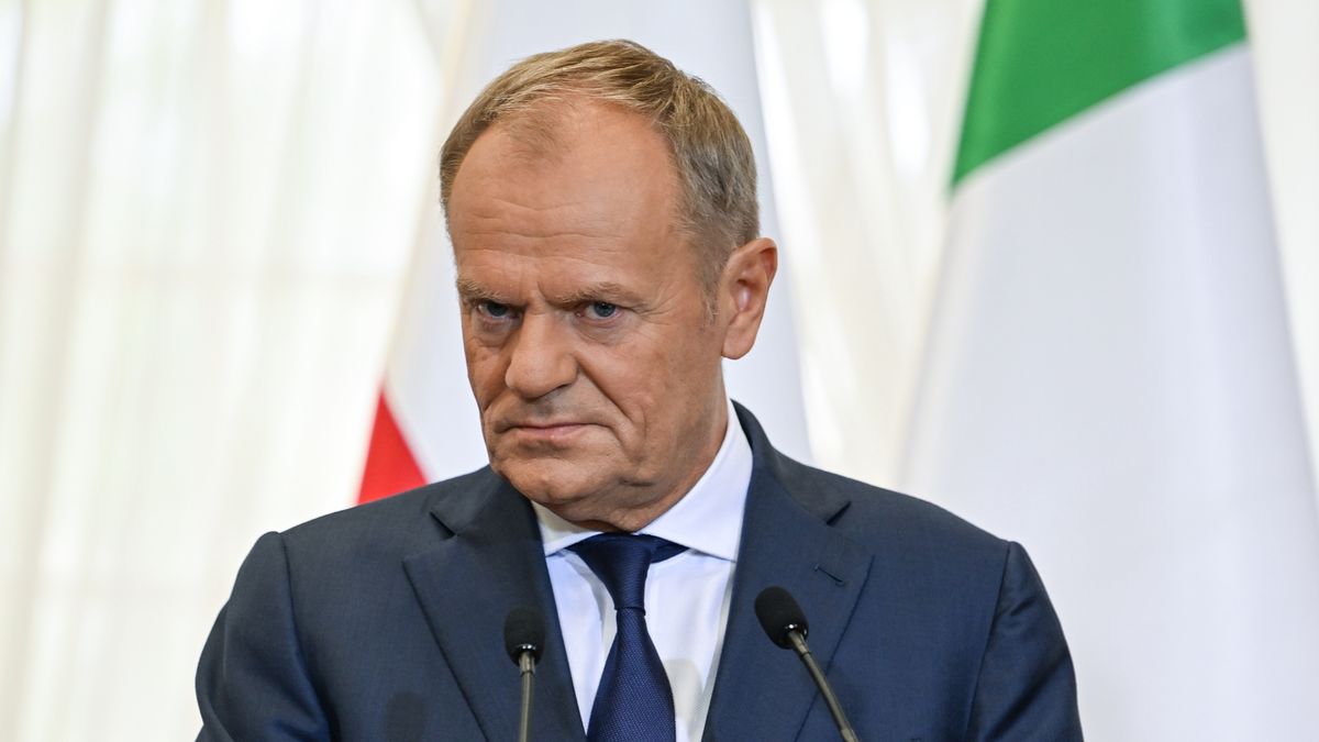 RZESZOW, POLAND - SEPTEMBER 5: Polish Prime Minister Donald Tusk during joint press conference with Ireland's Taoiseach Simon Harris at the Lubomirski Summer Palace in Rzeszow, Poland, on September 5, 2024. Taoiseach Harris stopped in Rzeszow on his return from Kiev, where he met Ukrainian President Vladimir Zelenskyy and secured a bilateral security agreement, committing Ireland to provide non-lethal military support and humanitarian aid to Ukraine. (Photo by Artur Widak/NurPhoto via Getty Images)