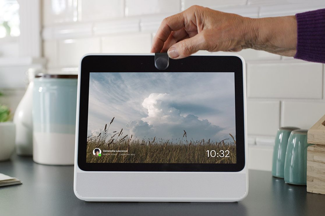 Oczywiście, że Facebook Portal zbiera prywatne dane. Wiemy już jakie informacje gromadzi