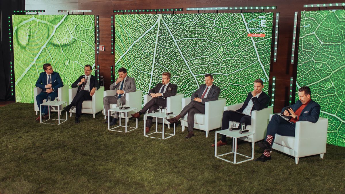 Debata "Dekarbonizacja – przyszłość efektywnego ciepłownictwa"