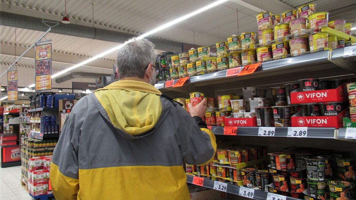 Co z zakazem handlu w niedzielę? Nie ma jeszcze decyzji