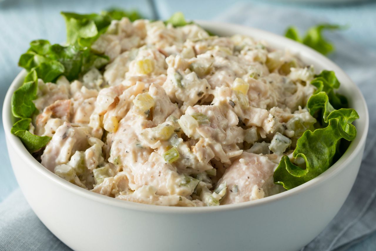 Podprażam i dorzucam do sałatki warzywnej. Sprawdzi się na Boże Narodzenie i na sylwestra