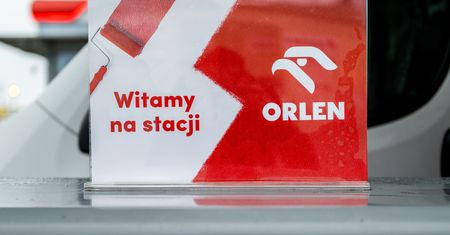 Ceny hurtowe paliw. Ruch Orlenu. Trzy obniżki w tydzień