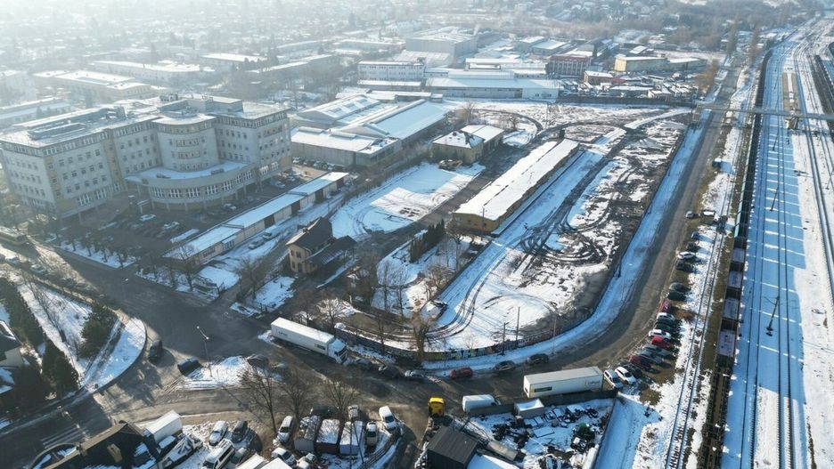 Baza przy ulicy Kolberga pomieści docelowo pięćdziesiąt pojazdów.