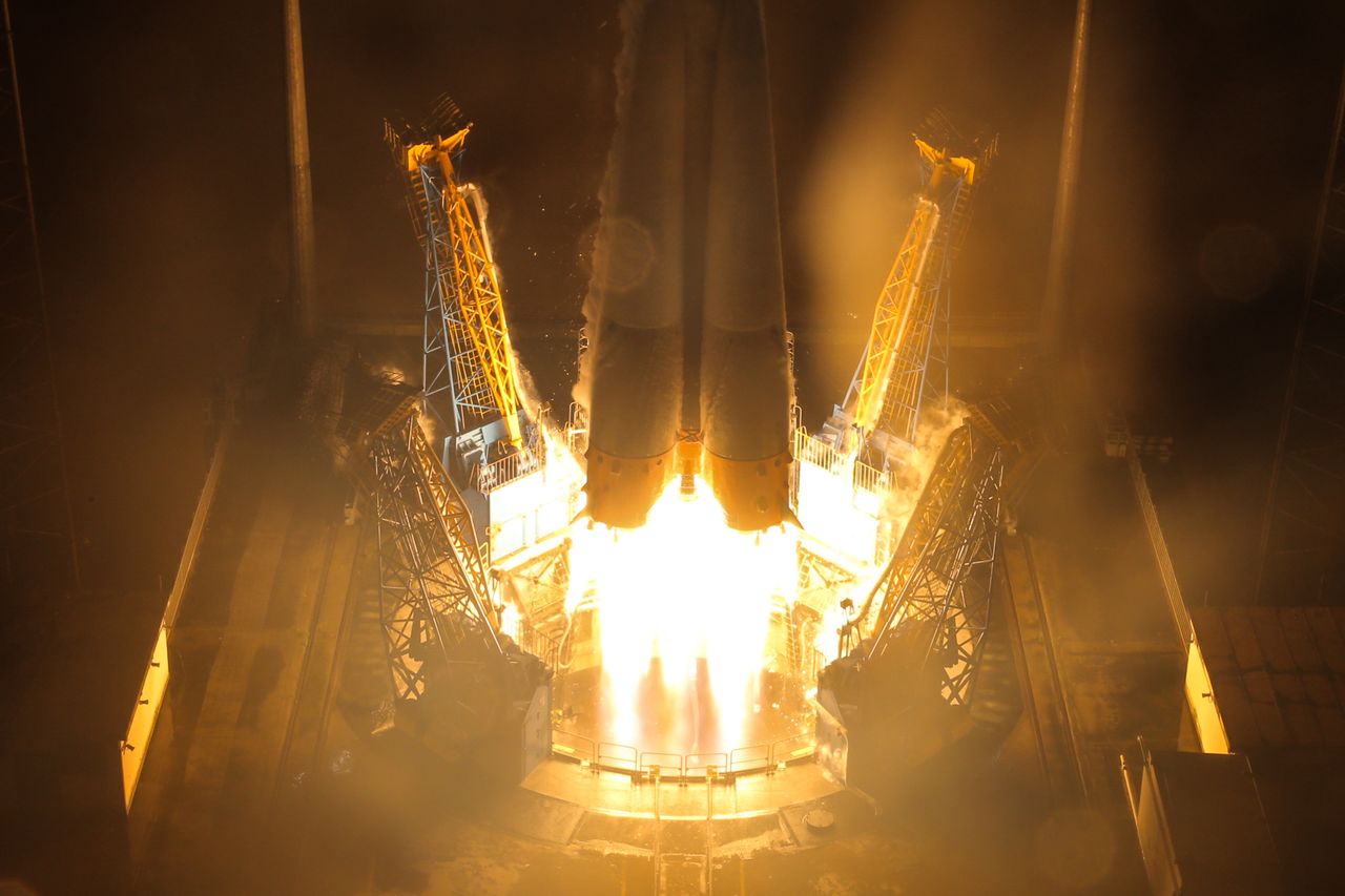 Start rakiety Sojuz z kosmodromu Kourou 