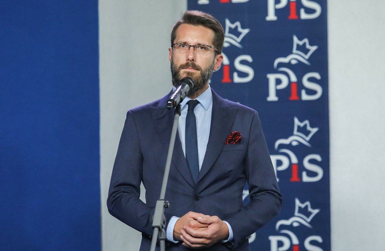 Sławomir Nowak jak Bronisław Komorowski? Wicerzecznik PiS ocenia porównanie