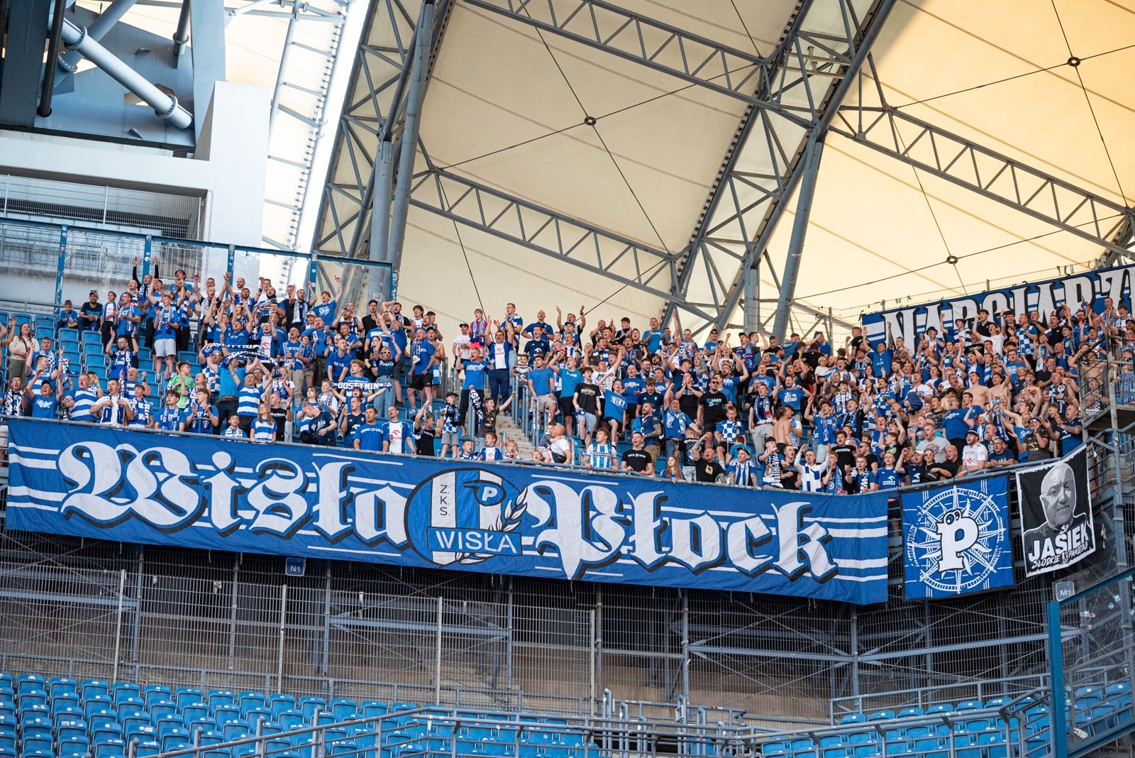 Lech obronił mistrzostwo! Emocjonalny remis 2:2 w ostatnim meczu
