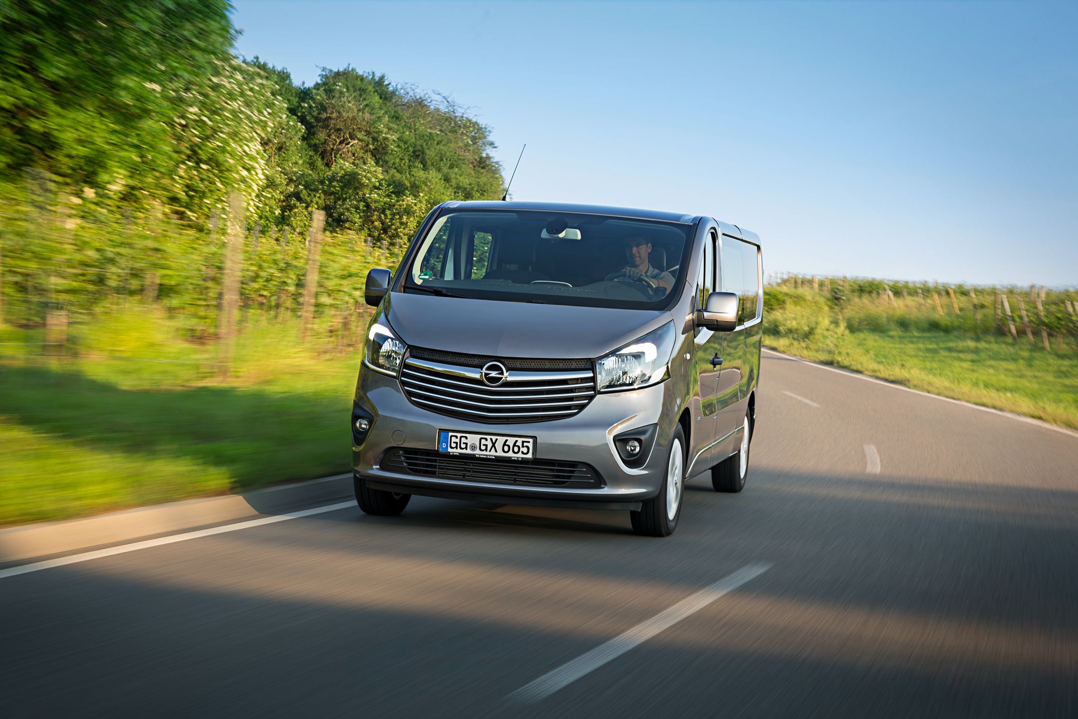 Opel Vivaro 1