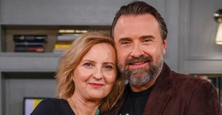 Izabela Kuna od prawie dwóch dekad żyje bez ślubu. Partner aktorki tłumaczy: "Mam złe doświadczenia"