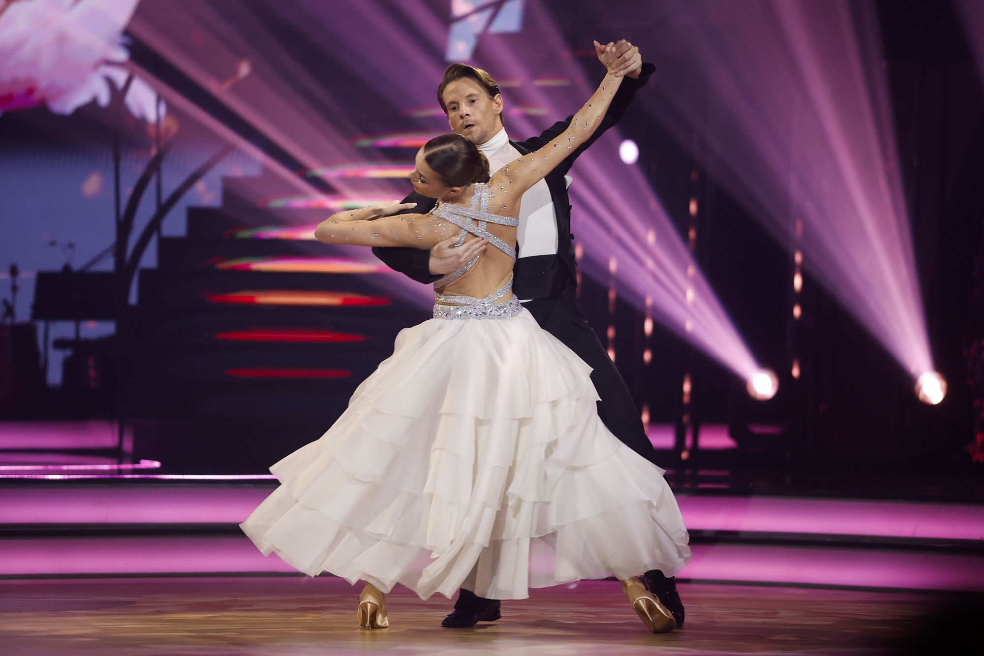 Sebastian Fabijański i Julia Suryś w "TzG"