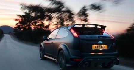 Ile zniesie przednia oś, czyli Ford Focus RS500 [wideo]