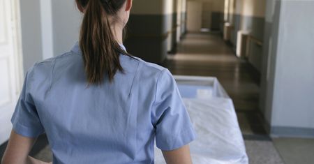 Były pijane podczas dyżuru w szpitalu. Pielęgniarki odpowiedzą przed sądem