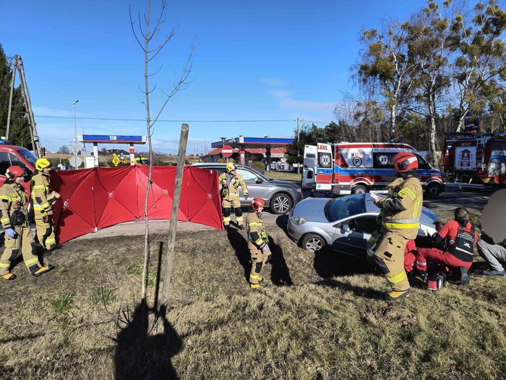 Zderzenie dwóch aut na DK62. Interweniował śmigłowiec LPR