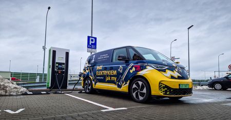 VW ID. Buzz, ekspresówka i trochę matematyki. Sprawdziłem elektryka w trasie (znowu)