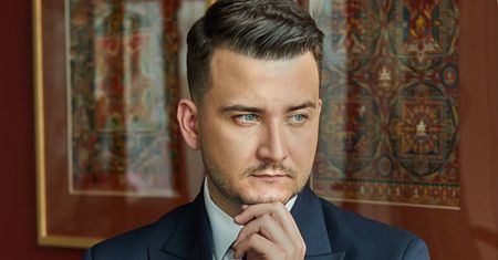 Bartłomiej Misiewicz ma własną wódkę. Misiewiczówka wchodzi na rynek