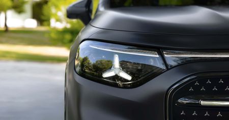 Nowy Merceces GLB debiutuje jako elektryk. Imponuje przestrzenią i zasięgiem