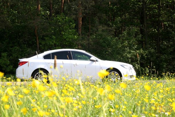Opel Insignia 2,8 V6 4x4 - oksymoron czy niedaleka przyszłość? [kobiecym okiem][test autokult.pl]