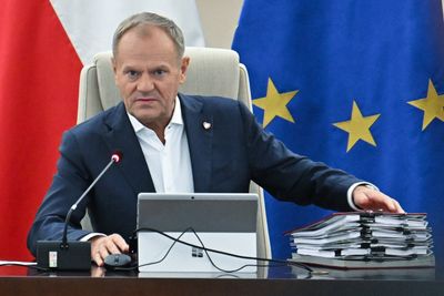 Donald Tusk
Radek Pietruszka
Kancelaria Prezesa Rady Ministr�w, kprm, polityk polityka, posiedzenie, prezes rady Ministr�w, Rada Ministr�w, rz�d, rz�d rz�du, rz�d Tuska, rz�du, rz�du Tuska, w kprm