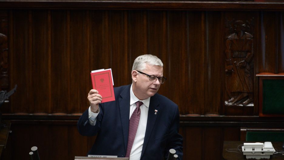 Warszawa, 12.12.2023. Poseł PiS Marek Suski przemawia na sali obrad Sejmu w Warszawie, 12 bm. Trwa seria pytań po expose Donalda Tuska. (mr) PAP/Marcin Obara
