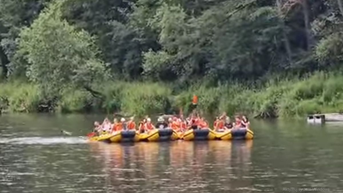 Zachowanie turystów wzbudziło spore kontrowersje i podzieliło internautów