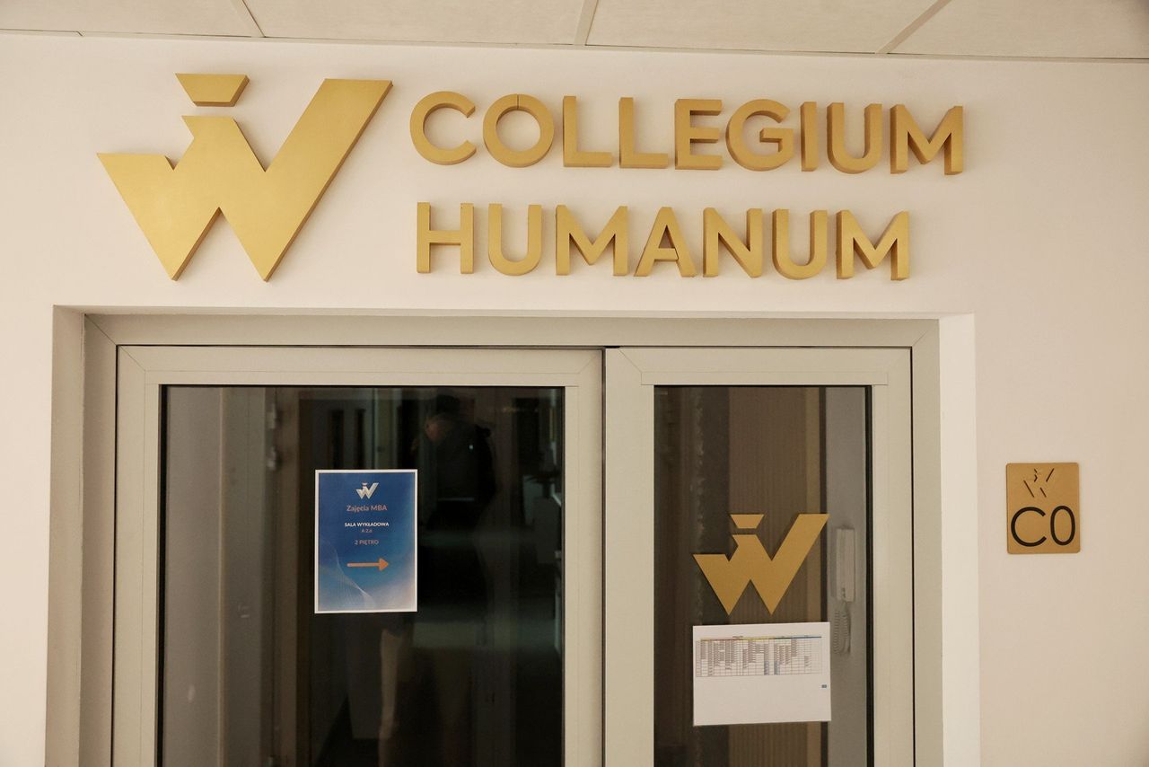 Collegium Humanum to tylko wierzchołek góry. Luźne przepisy uderzają w system