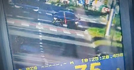 Kierowca ferrari wpadł na przejściu. Nie chodziło tylko o wyprzedzanie