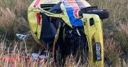 Ambulans dachował na A4. Czterech ratowników w szpitalu