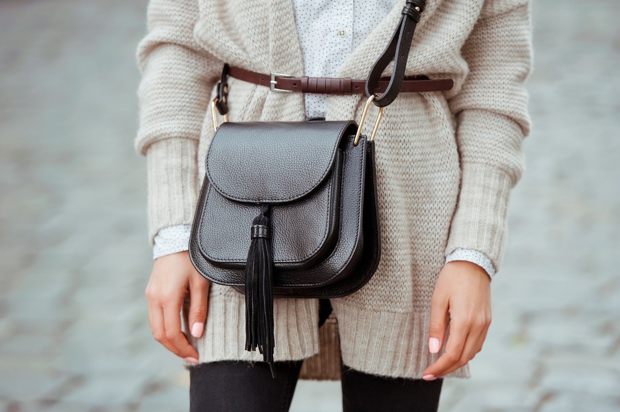 Pokrovskaya_Olgawoman, fashion, street, style, bag, handbag, knit, cardigan, isolated, young, people, person, business, hand, black, businessman, leather, white, belt, jeans, beauty, portrait, hands, beautiful, shopping, walking, school, teenager, shoe, shoes, sneakers, sweater, spring, flared, costume, stylish, outdoor, street style, fashionable, female, city, caucasian, clothes, couture, european, paris, vogue, attractive