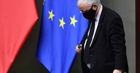 Najnowszy sondaż. Drastyczny spadek poparcia dla PiS