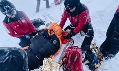 Ratownicy znaleźli turystę. Walczyli o jego życie cztery godziny