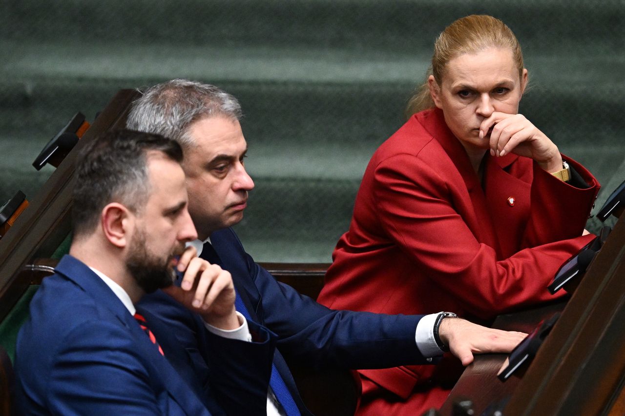 PSL chce wpisać "patriotyczne lektury" do ustawy. Chodzi o projekt ws. wychowania patriotycznego