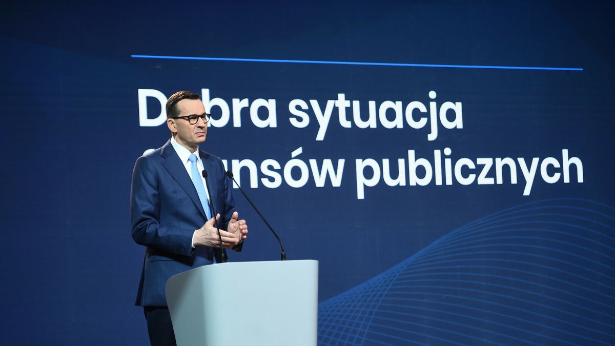 Stabilne finanse publiczne w niestabilnych czasach
06.03.2023 Warszawa Konferencja pt Stabilne finanse w niestabilnych czasach fot. Zbyszek Kaczmarek/REPORTER
n/z: Mateusz Morawiecki
Zbyszek Kaczmarek/REPORTER