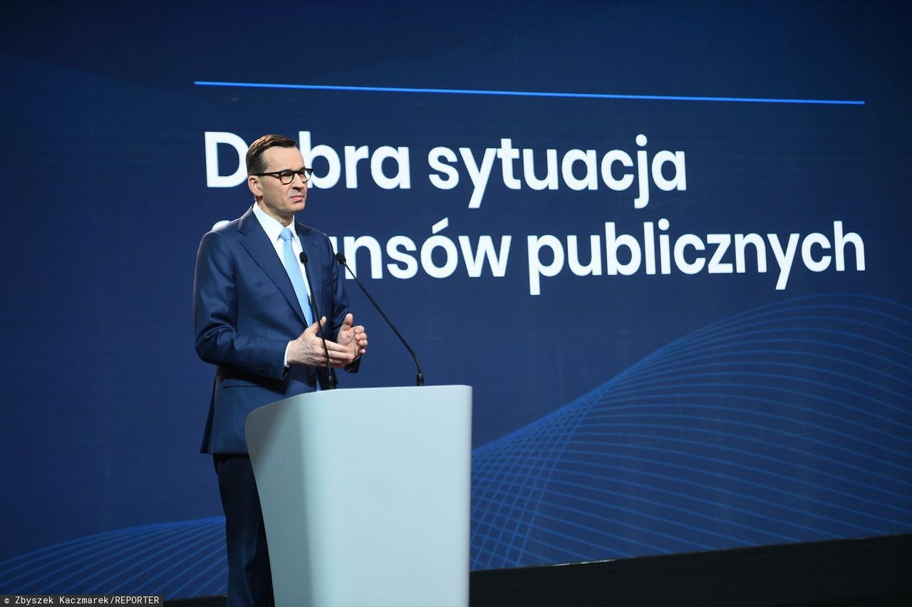 Deficyt w 2022 r. jednak wyższy niż chwalił się premier Morawiecki