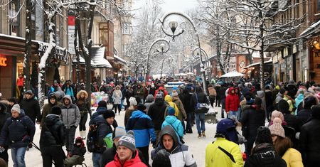 Turyści z Węgier szturmują Zakopane. ''Jesteśmy mocno zaskoczeni''