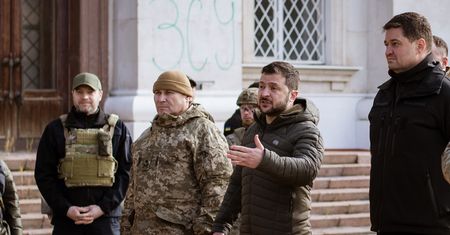 Bułgarzy jako jedni z ostatnich wyślą pomoc wojskową Ukrainie. Wszystko utajnili