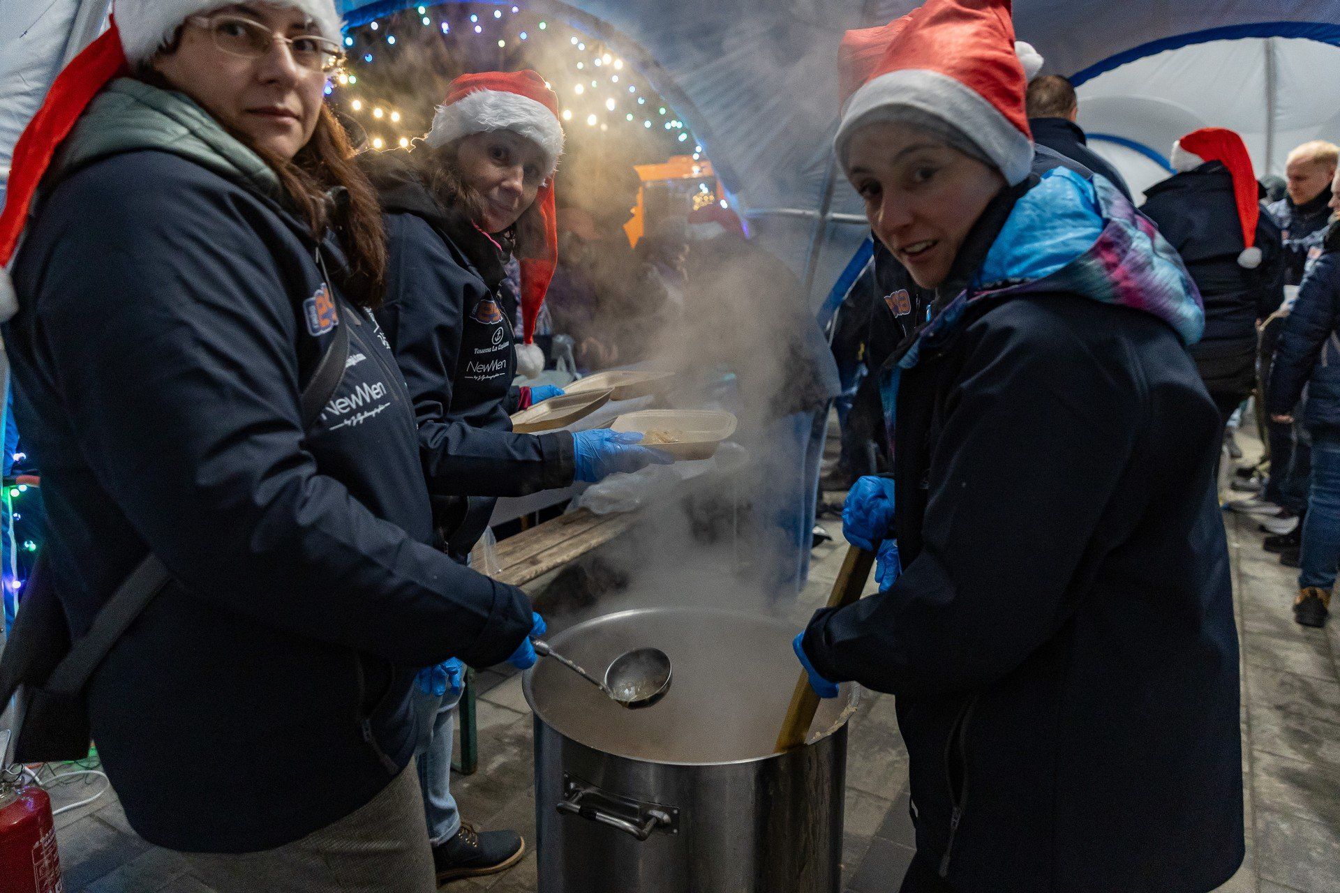 Ruszyła ulubiona akcja krakowian. &#34;Przedświąteczny karp&#34; rozdawany był pod NCK