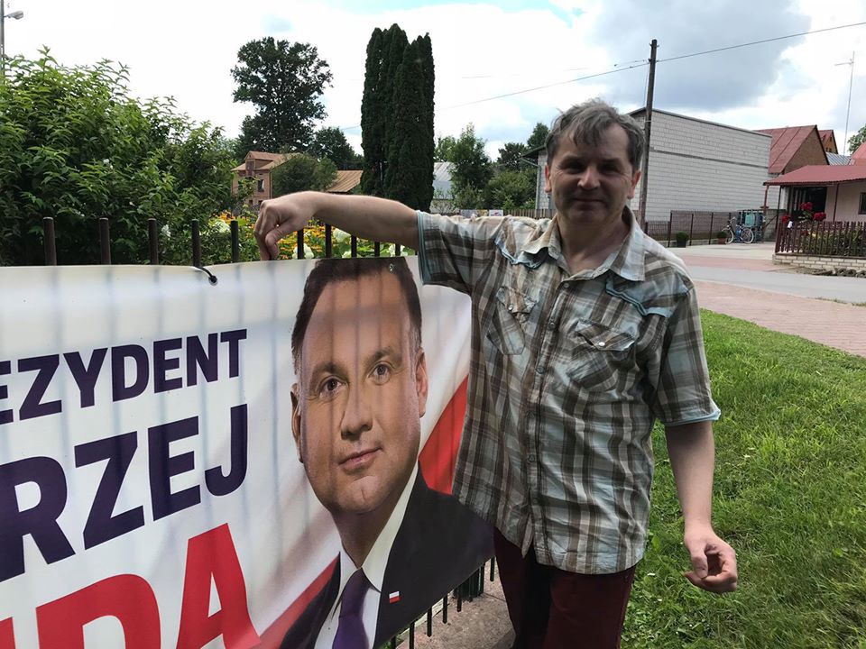 Wybory 2020. W tej wsi kochają Andrzeja Dudę. Nowy i nieprawdopodobny rekord poparcia