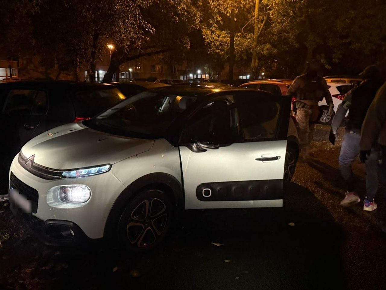 Poznań: Zawodowy złodziej samochodów wpadł na gorącym uczynku