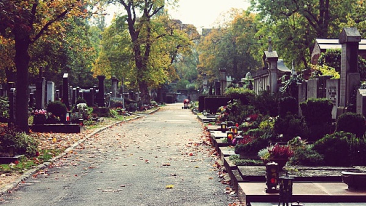 Na cmentarzu powstał automat z wodą.
