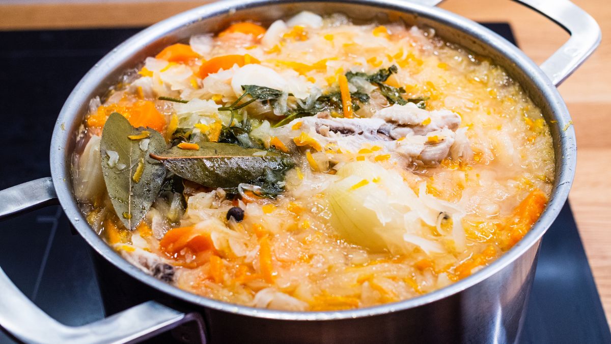 Jeśli kapuśniak, to tylko na tym mięsie. Oto patent babci