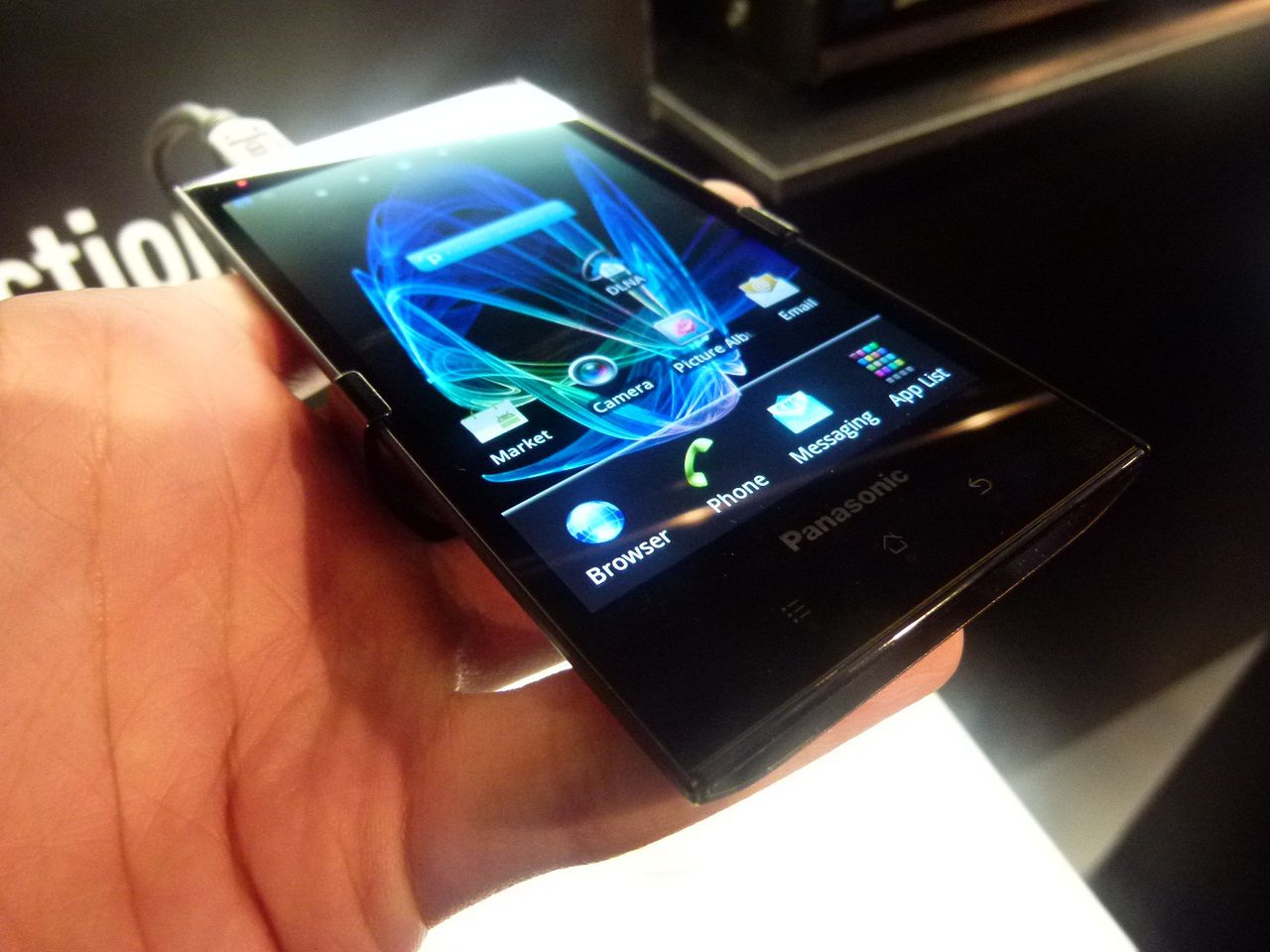 Panasonic Eluga - nasz hands-on [wideo] 3