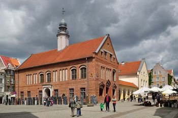 Pogoda w Olsztynie. Prognoza na poniedziałek 6 października. Spokojny dzień z przelotnym deszczem