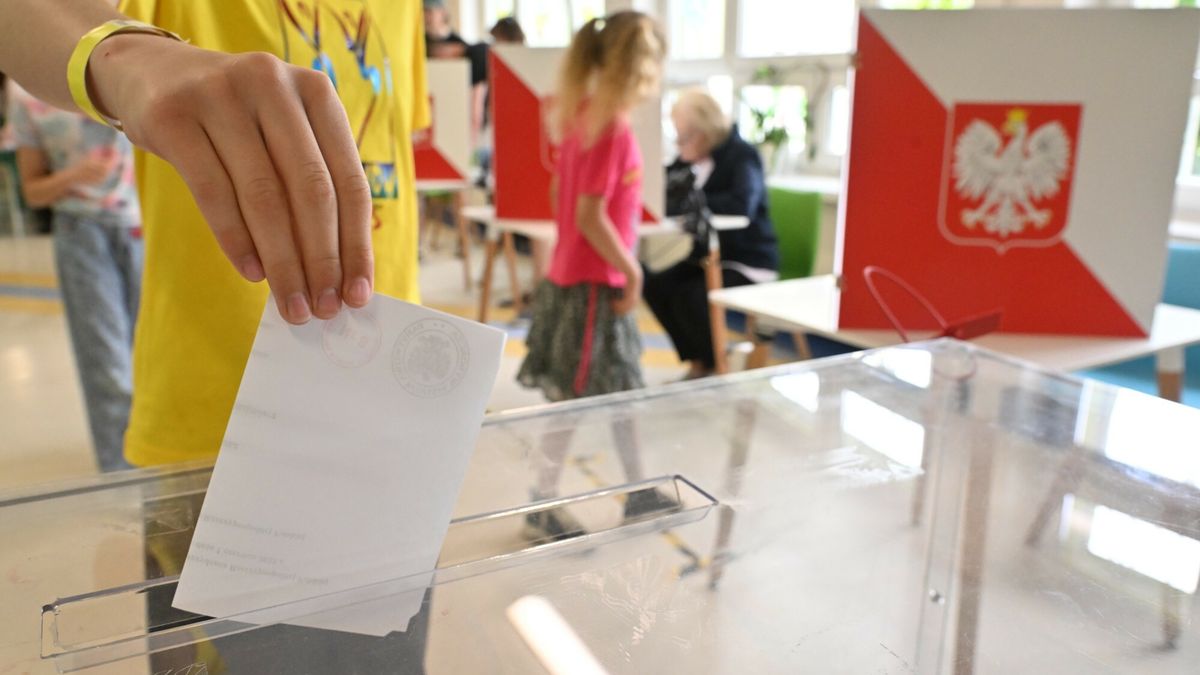 Najwyższa frekwencja do 12.00 była w woj. małopolskim 